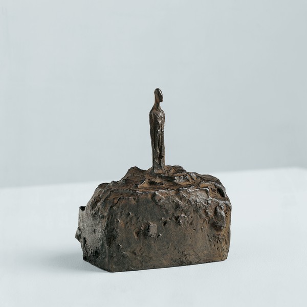 Giacometti: Sculptures 英語版ペーパーバック Alberto Giacometti | Gagosian