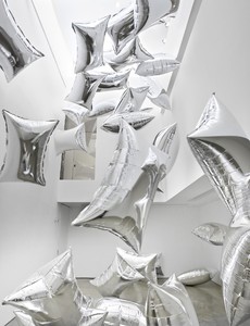 Andy Warhol, Silver Clouds, 1966. Silver mylar, helium, and air, Dimensions variable