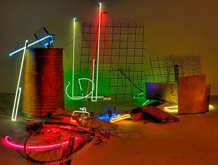 Anselm Reyle, Untitled, 2010 Found objects, neon tubes, Dimensions variable