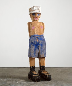 Georg Baselitz, Meine neue Mütze (My New Hat), 2003. Cedar and oil paint, 122 ¼ × 32 ⅞ × 42 ⅛ inches (310.5 × 83.5 × 107 cm), Pinault Collection, Venice © Georg Baselitz