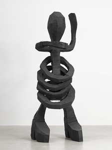 Georg Baselitz, Louise Fuller, 2013. Patinated bronze, 137 ⅞ × 50 ⅞ × 46 ⅞ inches (350 × 129 × 119 cm), edition of 6 + 2 AP © Georg Baselitz