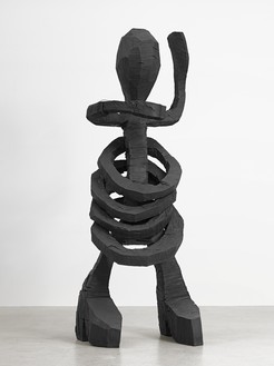 Georg Baselitz, Louise Fuller, 2013 Patinated bronze, 137 ⅞ × 50 ⅞ × 46 ⅞ inches (350 × 129 × 119 cm), edition of 6 + 2 AP© Georg Baselitz
