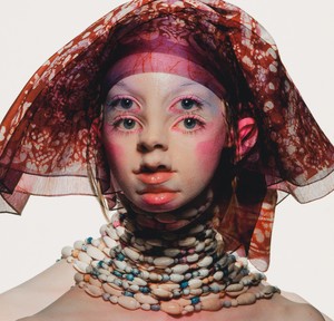 Irving Penn Four-Eyed Beauty (B), New York, c. 1960–70. Pigmented inkjet print, 19 ⅛ × 20 ⅛ inches (48.6 × 51 cm), edition of 6 © The Irving Penn Foundation