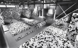 Installation view, Michael Heizer: 45º, 90º, 180º/Geometric Extraction, Museum of Contemporary Art, Los Angeles, March 17–June 10, 1984. Artwork © Michael Heizer