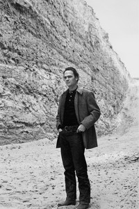 A portrait of Michael Heizer