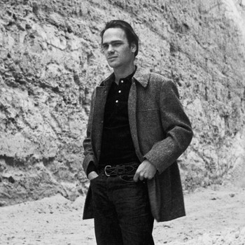 A portrait photograph of Michael Heizer
