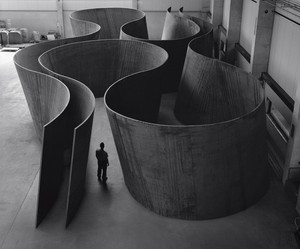 Richard Serra, Inside Out, 2013. Weatherproof steel, overall: 13 feet 2 inches × 80 feet 9 inches × 40 feet 2 ½ inches (4 × 24.6 × 12.3 m), plates: 2 inches (5 cm) thick © 2018 Richard Serra/Artists Rights Society (ARS), New York. Photo: Lorenz Kienzle