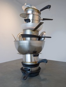 Robert Therrien, No title (pots and pans II), 2008. Metal and plastic, 108 × 66 × 80 inches (274.3 × 167.6 × 203.2 cm) © Robert Therrien/Artists Rights Society (ARS), New York