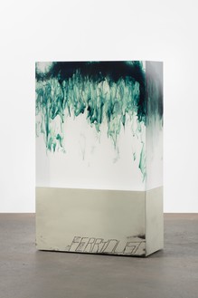 Sterling Ruby, ACTS/FERRYDUST, 2018 Clear urethane block, dye, wood, spray paint, and laminate, 40 ½ × 25 × 12 inches (102.9 × 63.5 × 30.5 cm)© Sterling Ruby