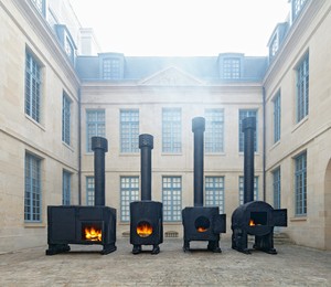 Installation view, Sterling Ruby: STOVES, Musée de la Chasse et de la Nature, Paris, October 21, 2015–February 14, 2016. Artwork © Sterling Ruby