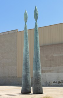 Sterling Ruby, DOUBLE CANDLE, 2018 Patinated bronze, in 2 parts, overall: 24 feet 4 inches × 6 feet × 2 feet 8 inches (729 × 177.8 × 88.9 cm), left: 24 feet 4 inches × 3 feet × 2 feet 8 inches (741.7 × 91.4 × 81.3 cm), right: 23 feet 3 ¼ inches × 3 feet × 2 feet 6 inches (709.3 × 91.4 × 76.2 cm), edition of 3 + 1 AP© Sterling Ruby