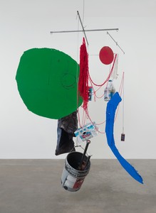 Sterling Ruby, SCALE (4586), 2013. Steel, paint, cardboard, yarn, and mixed media, 97 × 75 × 70 inches (246.4 × 190.5 × 177.8 cm) © Sterling Ruby
