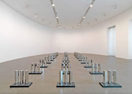 Walter De Maria, 5-7-9 Series, 1992/96 Stainless steel on granite, 27 parts each: 21 ⅝ × 12 × 26 ¾ inches (55 × 30.5 × 68 cm)© Walter De Maria, photo by Matteo Piazza
