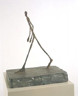 Alberto Giacometti, Man Crossing a Square (Homme Traversant une Place), 1949 Bronze, 26 ¾ × 31 ½ × 20 ½ inches (67.9 × 80 × 52.1 cm)