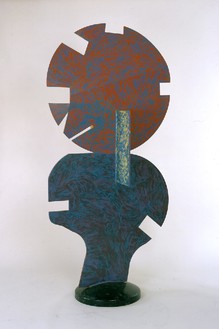 David Smith, Dida's Circle on a Fungus, 1961 Steel, painted, 100 × 47 × 16 inches (254.119.4 × 40.6 cm)
