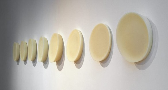 Maya Lin, Phases of the Moon, 1999 Beeswax, in 5 parts; each, diameter: 16 inches (40.1 cm)© Maya Lin
