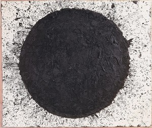Richard Serra, out-of-round XVI, 1999. Paintstick on Hiromi paper, 66 ¾ × 79 ¼ inches (169.5 × 201.3 cm)