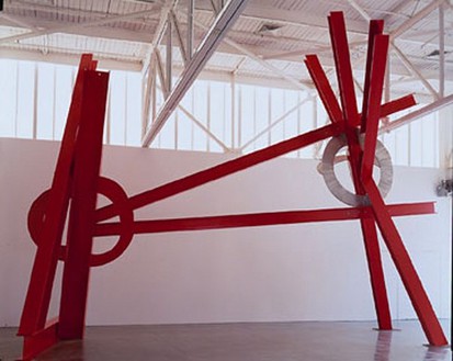 Mark Di Suvero, Ulalu, 2001 Stainless steel and steel, 313 × 245 × 421 inches (8 × 6.2 × 10.7 m)