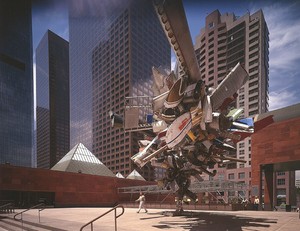 Nancy Rubins, Chas' Stainless Steel, Mark Thompson's Airplane Parts, About 1,000 Pounds of Stainless Steel Wire, at Gagosian's Beverly Hills Space, at MOCA, 2001. Stainless steel and airplane parts, 25 × 54 × 33 feet (7.6 × 16.5 × 10 m) © Nancy Rubins, photo by Erich Ansel Koyama