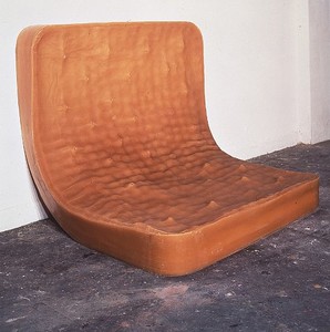 Rachel Whiteread, Untitled (Double Amber Bed), 1991. Rubber and high density foam, 47 × 54 × 41 inches (119.4 × 137.2 × 104.1 cm). Private collection, Los Angeles
