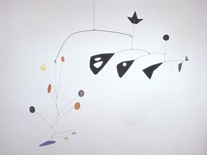 Alexander Calder, Untitled, 1949. Painted sheet metal, wire and rod, 42 × 90 × 30 inches (106.7 × 228.6 × 76.3 cm)