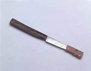 Joseph Beuys, Wenn Du Dich schneidest, verbinde nicht den Finger sondern das Messer, 1962. Kitchen knife with band aid, Knife: 7 ⅛ inches (18 cm)