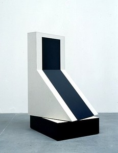 Richard Artschwager, Swivel, 1964. Formica on wood, 53 ⅜ × 25 ½ × 30 ¾ inches (135.6 × 64.8 × 78.1 cm)