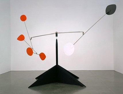 Alexander Calder, Untitled II, 1970 Painted stainless steel and painted steel, 160 × 280 inches (406.4 × 711.2 cm)