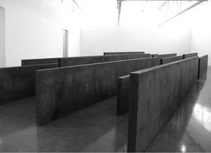 Richard Serra, Elevations, Repetitions, 2006 (view 1). Weatherproof steel, 60 × 366 × 6 inches (152.4 × 929.6 × 15.2 cm)