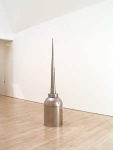Robert Therrien, No title, 2004. Stainless steel, 97 × 21 × 21 inches (246.4 × 53.3 × 53.3 cm), edition of 5