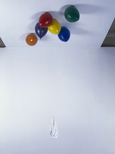 Tom Friedman, balloonsonceiling, 2006. Paper-mache, paint and string, 83 ½ × 47 × 48 inches (212.1 × 119.4 × 121.9 cm)