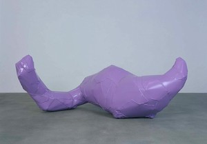 Franz West, Sitting Sculpture (lilac), 2004. Lacquered aluminum, 35 × 92 ½ × 45 ⅜ inches (88.9 × 82.6 × 115.3 cm)