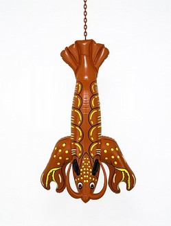 Jeff Koons, Lobster, 2003 Polychromed aluminum, steel, and vinyl, 97 × 18 ⅞ × 37 inches (246.4 × 48.3 × 94 cm)© Jeff Koons