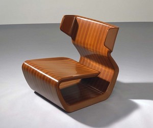 Marc Newson, Micarta Chair, 2006. Linen phenolic composite, 29 ⅞ × 29 ¼ × 31 ½ inches (75.9 × 74.3 × 80 cm), edition of 10