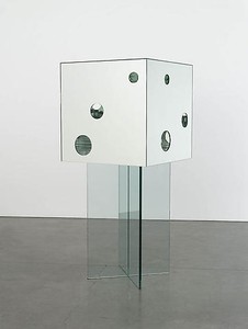 Yayoi Kusama, Passing Winter, 2005. Mirror and glass, 74-13/16 × 31 ½ × 31 ½ inches (190 × 80 × 80 cm)