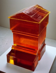 Rachel Whiteread, Untitled (Hive) I, 2007–08. Resin, 32 ⅛ × 19 ⅞ × 25 ⅛ inches (81.6 × 50.6 × 64 cm) © Rachel Whiteread