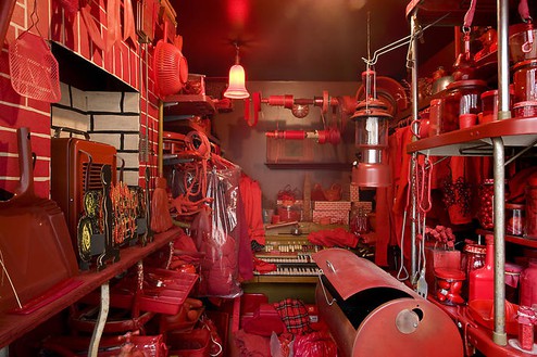 Robert Therrien, No title (red room), 2000–07 Mixed media (approx. 888 red objects housed in a closet with doors), 96 × 77 × 105 inches overall (243.8 × 195.6 × 266.7 cm)Photo by Robert McKeever