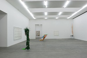 Tom Friedman: Monsters and Stuff. Installation view