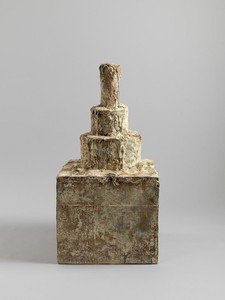 Cy Twombly, Untitled (The Mathematical Dream of Ashurbanipal), 2000–09. Bronze, 41 ⅛ × 20 ⅞ × 21 ⅜ inches (104.5 × 53.1 × 54.2 cm), cast 3/3 © Cy Twombly Foundation