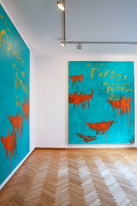 Installation view. Artwork © Cy Twombly Foundation. Photo: Costas Picadas