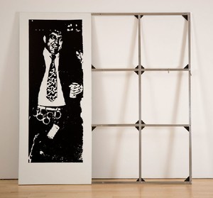 Cady Noland, CLIP-ON MAN, 1989. Silkscreen on aluminum with aluminum tubing, 61 × 61 inches (154.9 × 154.9 cm)