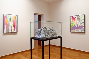 Anselm Reyle: Meissen Debris Acropolis. Installation view, photo by Costas Picadas