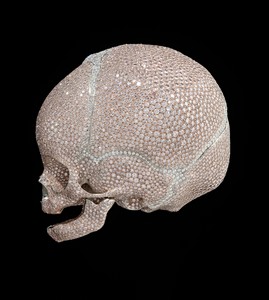 Damien Hirst, For Heaven's Sake, 2008. Platinum and pink diamonds, 3 ⅜ × 3 ⅜ × 3 ⅞ inches (8.5 × 8.5 × 10 cm) © Damien Hirst and Hirst Holdings Ltd. All rights reserved, DACS 2010