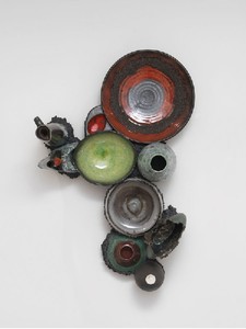 Piotr Uklański, Fragment of Fear, 2011. Pottery, mortar on masonry board and aluminum, 36 × 25 × 20 inches (68.6 × 76.2 × 45.7 cm)