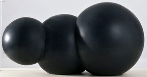 Robert Therrien, No title (Black cloud), 2011. Enamel on plastic, 17 ½ × 28 × 17 ½ inches (44.4 × 71.1 × 44.4 cm) © Robert Therrien, photo by Josh White