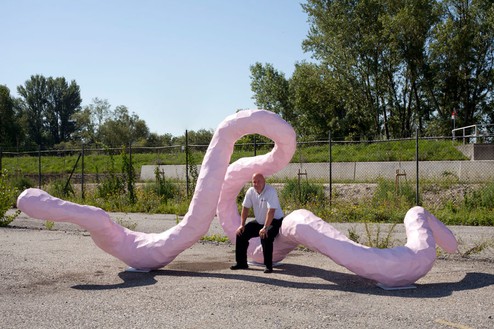 Franz West, Untitled, 2012 Epoxy resin lacquered, 90 9/16 × 90 9/16 × 236 ¼ inches (230 × 230 × 600 cm)Photo by Michaela Obermaier