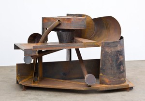 Anthony Caro, Tempest, 2012. Steel, rusted, 63 × 103 ⅛ × 89 inches (160 × 262 × 226 cm) © Barford Sculptures Ltd. Photo: John Hammond