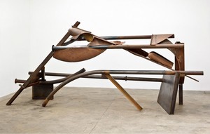 Anthony Caro, Laughter and Crying, 2012. Steel, rusted, 97 3/16 × 220 ½ × 61 ⅜ inches (247 × 560 × 156 cm) © Barford Sculptures Ltd. Photo: John Hammond