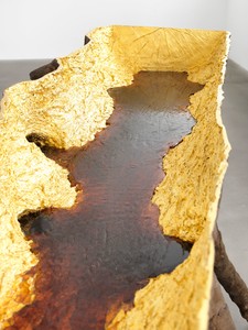 Giuseppe Penone, Matrice di bronzo, 2008 (detail). Bronze, Gold, and resin, 46 7/16 × 85 13/16 × 74 × 13/16 inches (118 × 218 × 190 cm) © Archivio Penone, photo by Mike Bruce