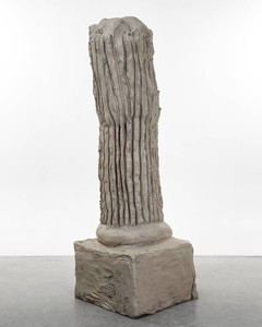 Urs Fischer, column one, 2014. Cast bronze, 74 × 25 × 24 inches (188 × 63.5 × 61 cm), edition of 2 © Urs Fischer. Photo: Melissa Christy